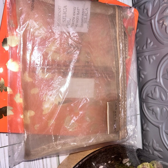 High end Makeup & Skincare Bundle - Picture 8 of 8